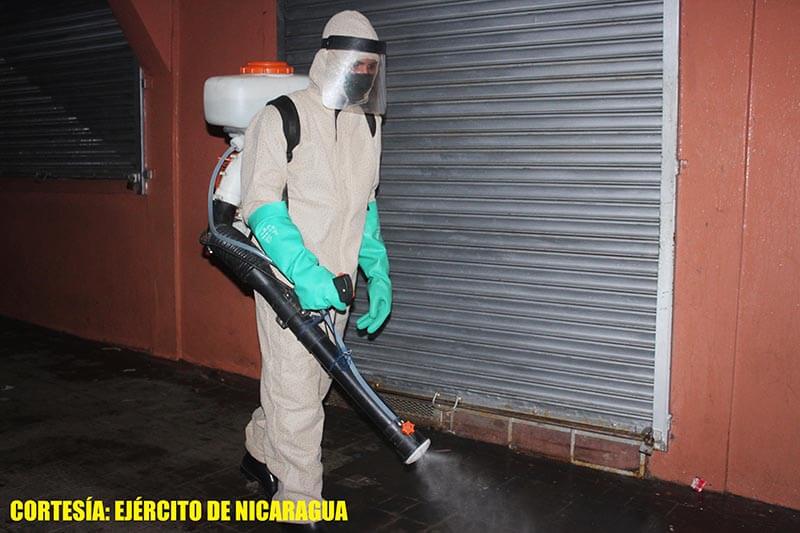 ejercito-de-nicaragua-en-jornada-de-desinfeccion-bluefields-covid-19